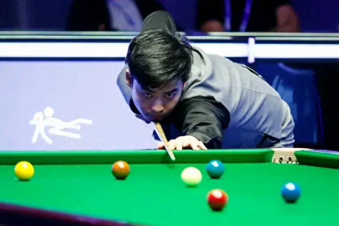 中有过亮眼 中有过亮眼